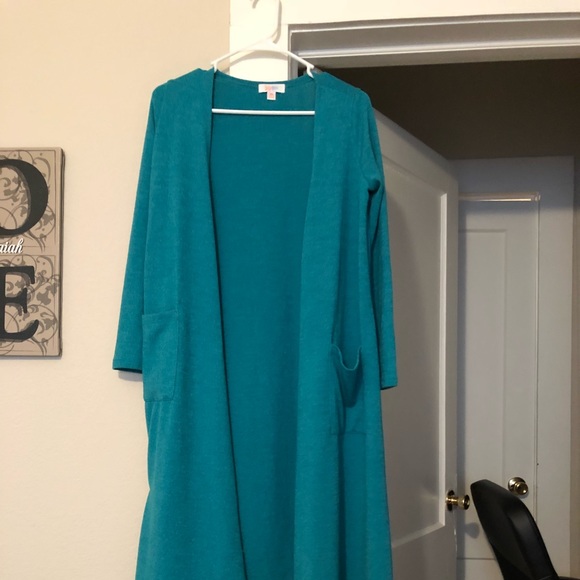 SOLD**** Lularoe Sarah duster cardigan - Picture 2 of 7
